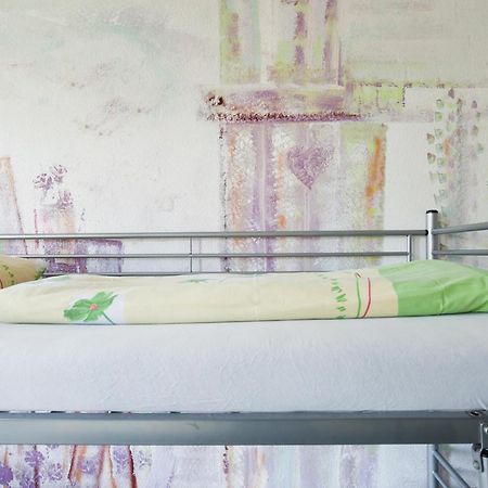 Hostel Jena Bilik gambar